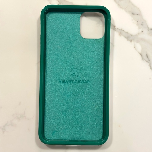 Velvet Caviar Protective Case iPhone 11 Pro Max in I Love Youuu - Picture 3 of 8